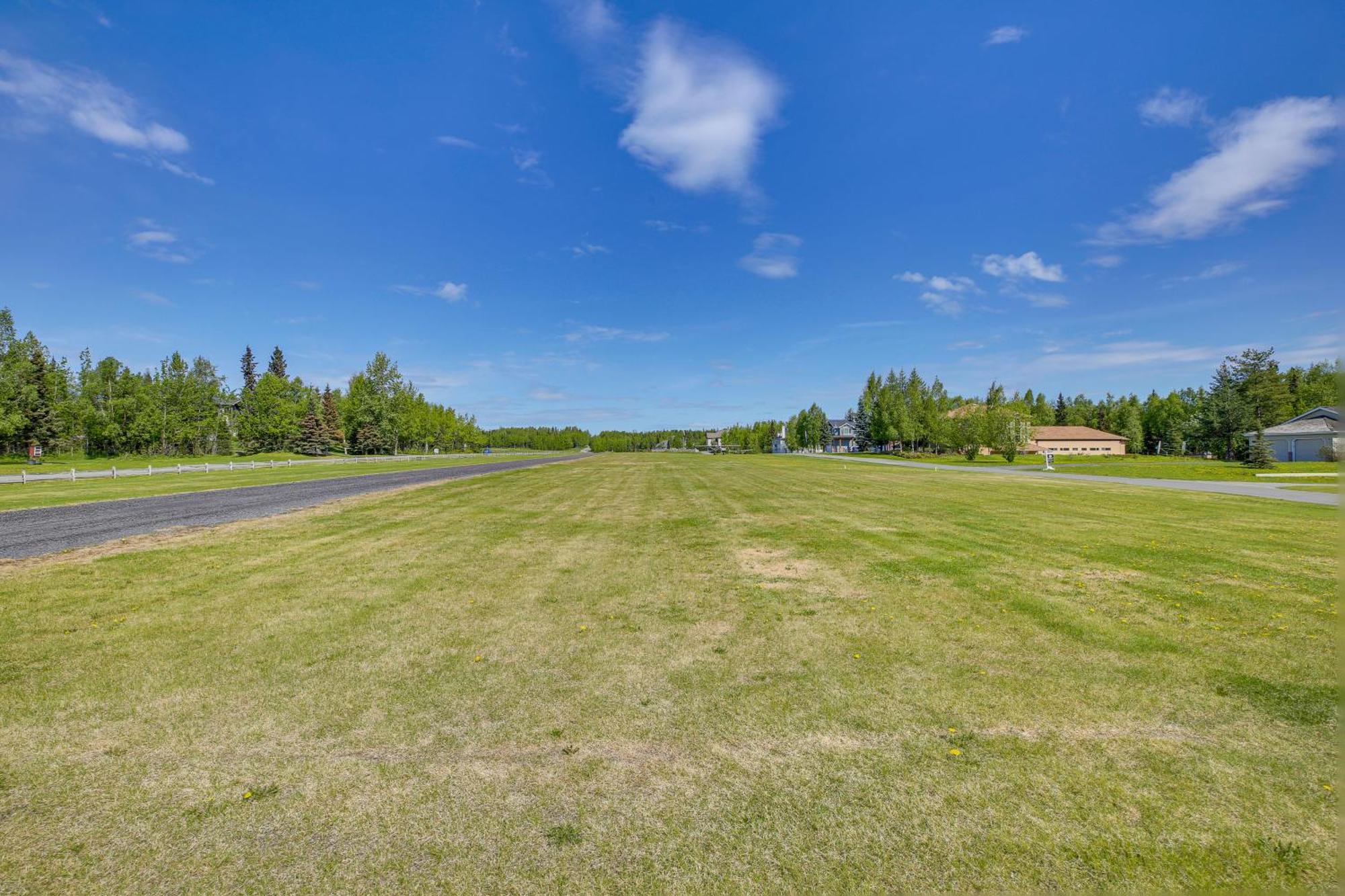 Spacious Family Home With Deck And Million-Dollar View Anchorage Exteriör bild